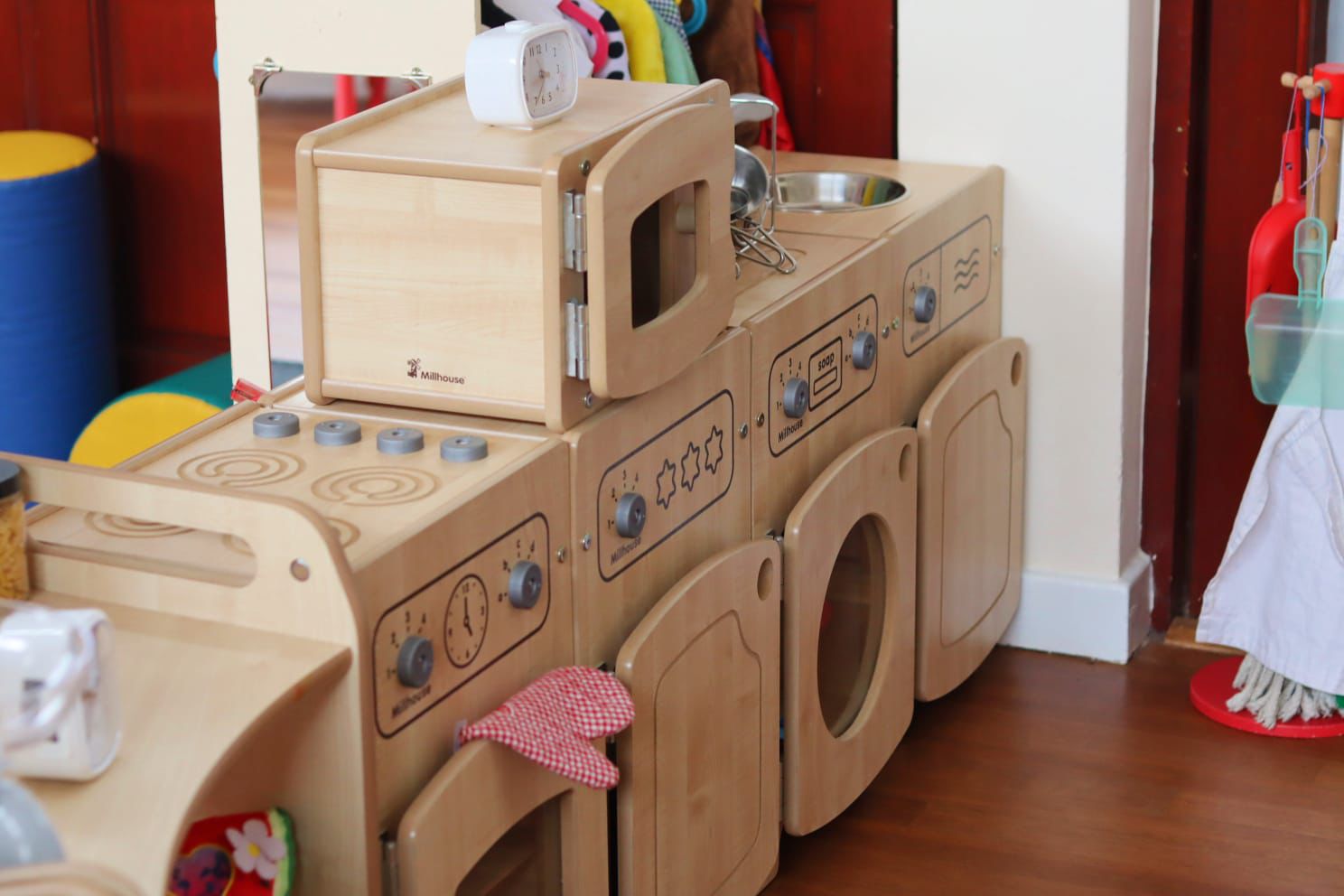 Role play kitchen at Maygardens nursery
